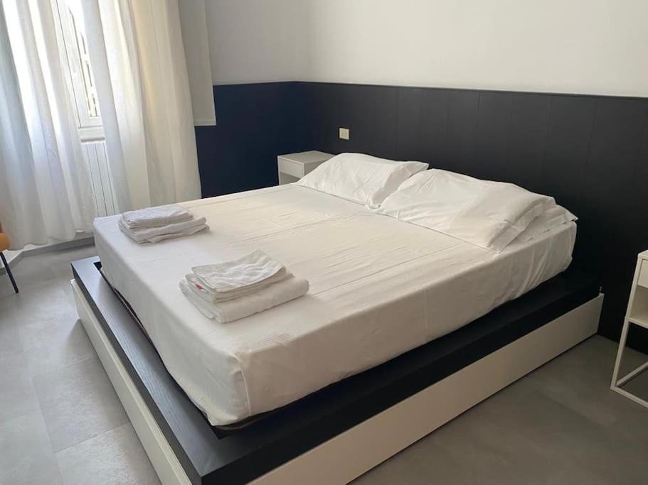 Just Like Home In Bocconi Milano Ngoại thất bức ảnh