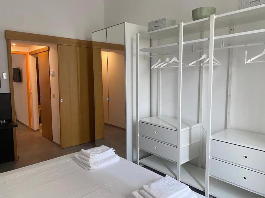 Just Like Home In Bocconi Milano Ngoại thất bức ảnh
